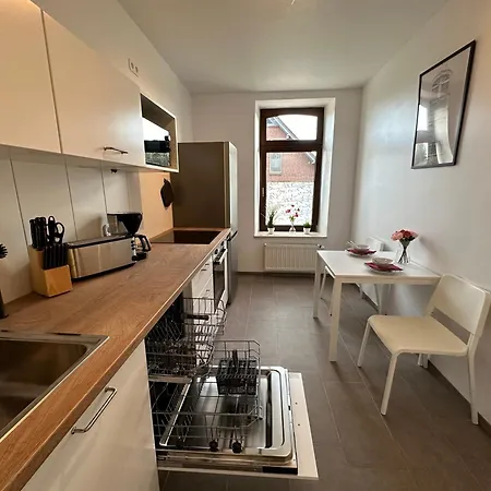 Premium Fuer Monteure Und Geschaeftsreisende : Vollausgestattet, Wifi & Washing * Lembruch