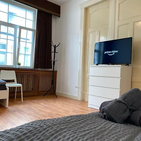Premium Fuer Monteure Und Geschaeftsreisende : Vollausgestattet, Wifi & Washing Apartment *