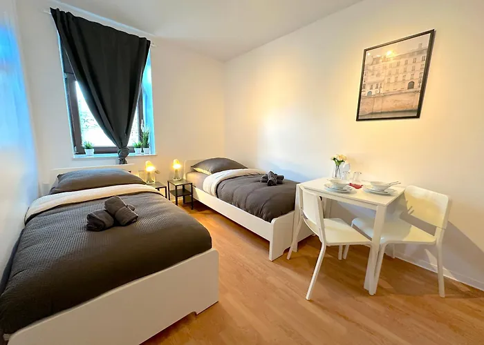 Premium Fuer Monteure Und Geschaeftsreisende : Vollausgestattet, Wifi & Washing * Lembruch