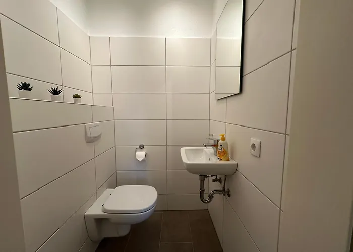 Premium Fuer Monteure Und Geschaeftsreisende : Vollausgestattet, Wifi & Washing