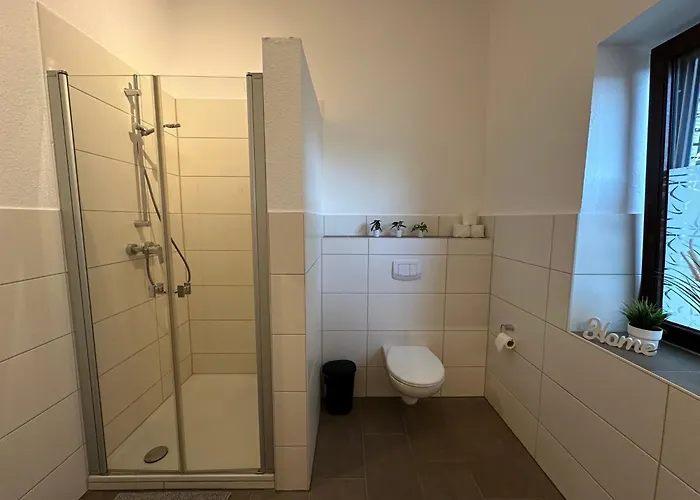 Premium Fuer Monteure Und Geschaeftsreisende : Vollausgestattet, Wifi & Washing