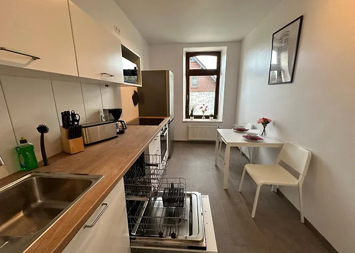 Premium Fuer Monteure Und Geschaeftsreisende : Vollausgestattet, Wifi & Washing * Lembruch